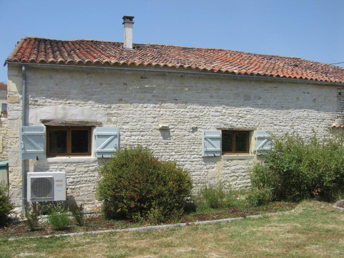 Gite Du Puits - Bréville Buitenkant foto
