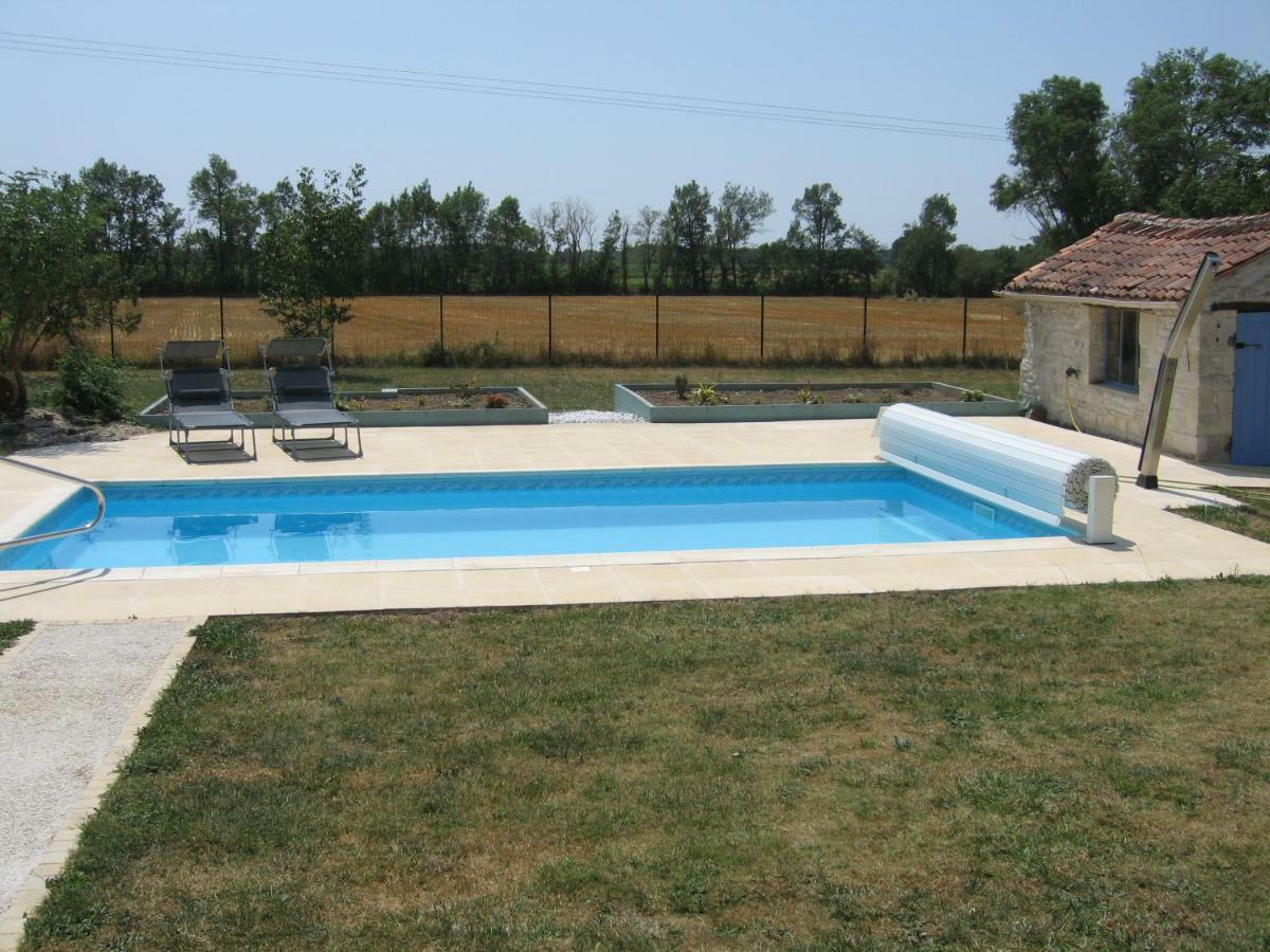 Gite Du Puits - Bréville Buitenkant foto