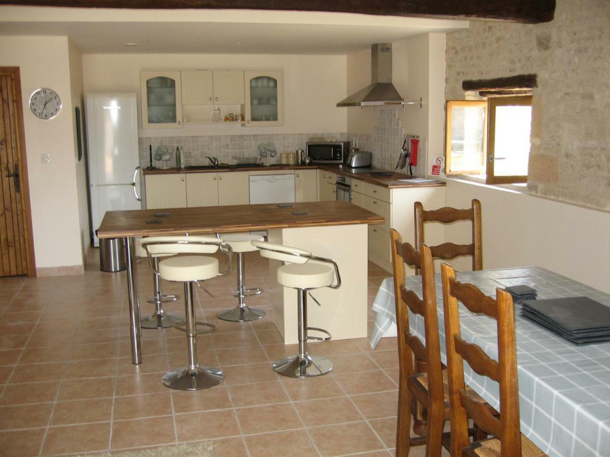 Gite Du Puits - Bréville Buitenkant foto